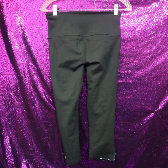 BLACKOUT LEGGINGS S Gapfit Blue Pink Watercolor Activewear Fitness Running Yoga - Picture 7 of 8